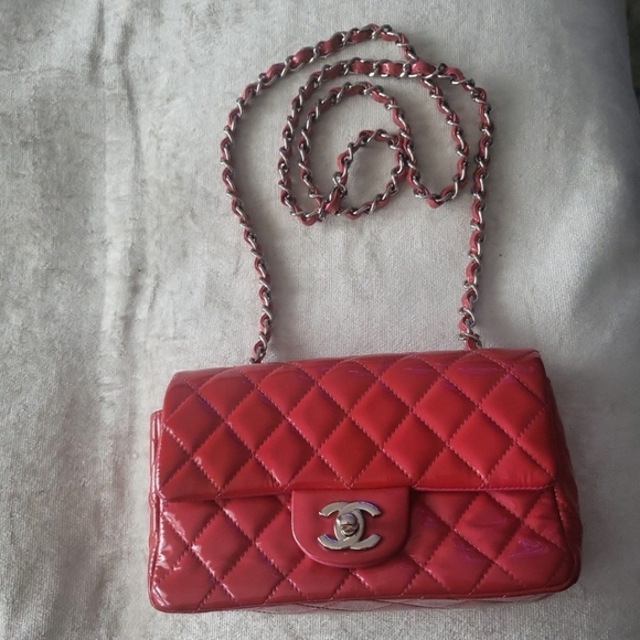 Chanel Mini Bag - Picture 1 of 9